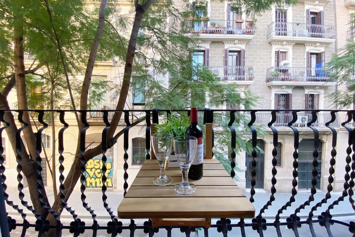 Cozy, Renovated Apt in Poble Sec - Walk to Beach · foto 3